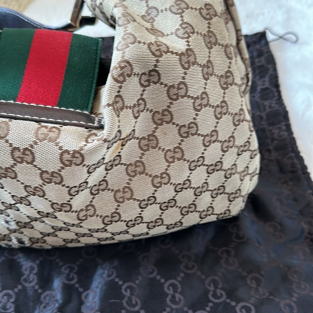 AUTHENTIC GUCCI BAG - Picture 6 of 11